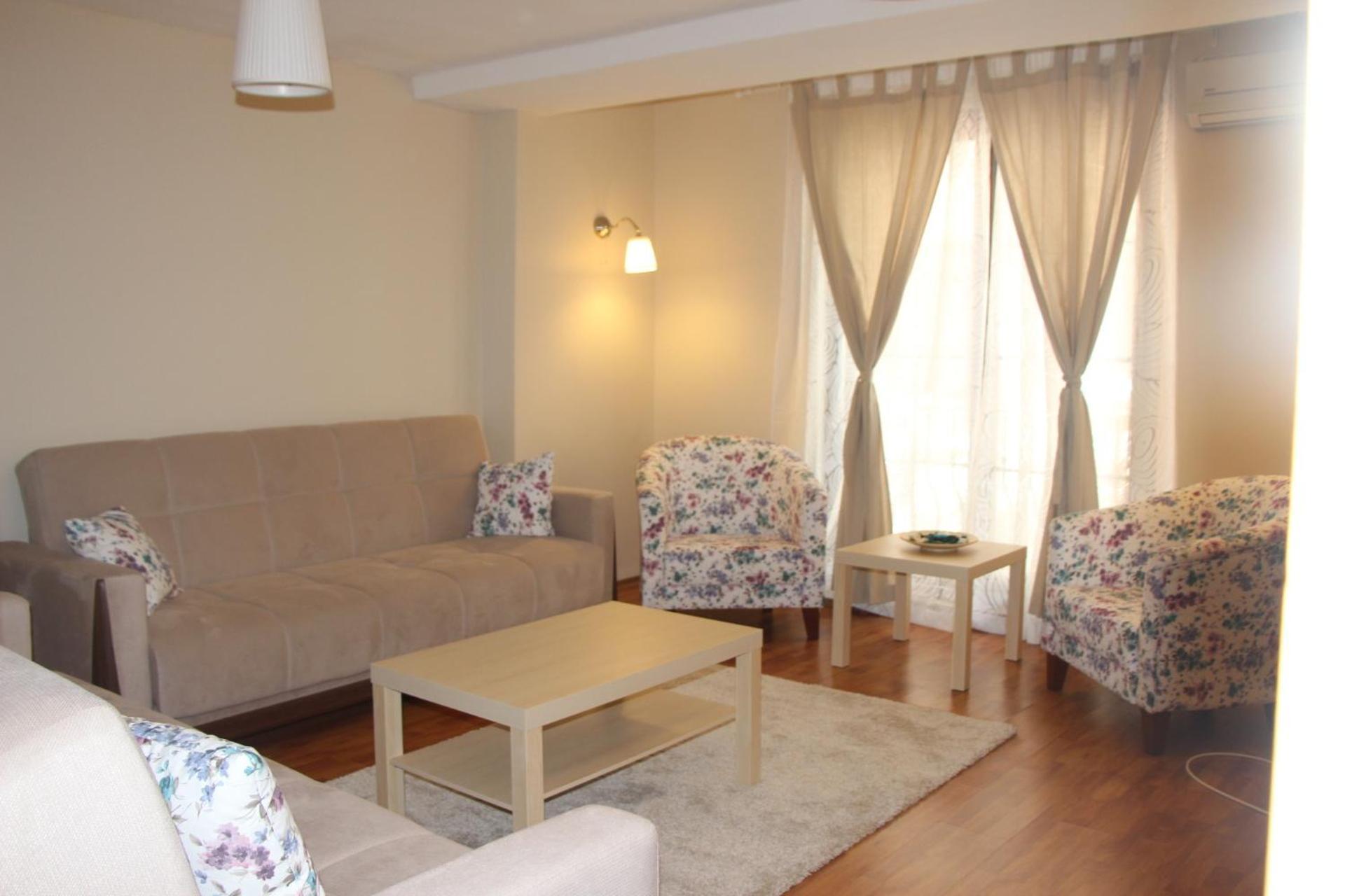 דירות צ'נקלה Kinzi House חדר תמונה